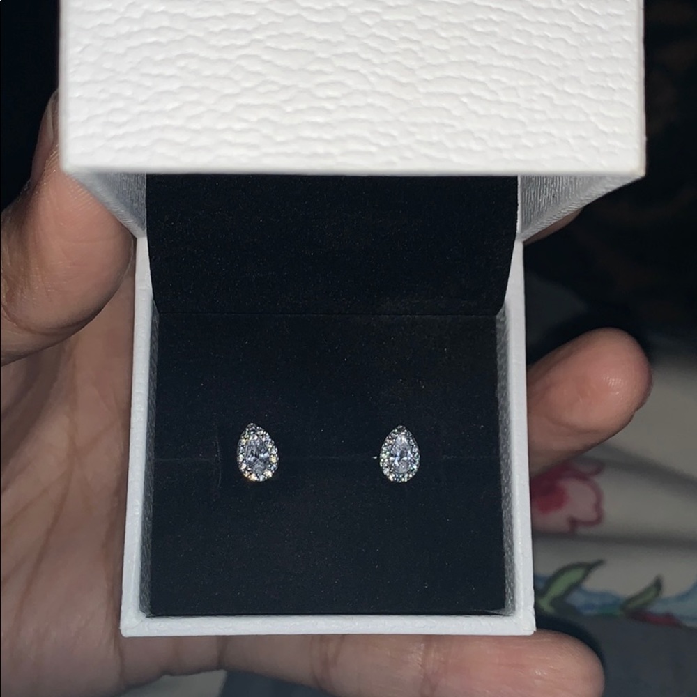 *SOLD*Pandora teardrop studs